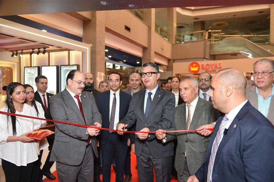 وزير التموين يفتتح معرض سيراميكا ماركت 2025